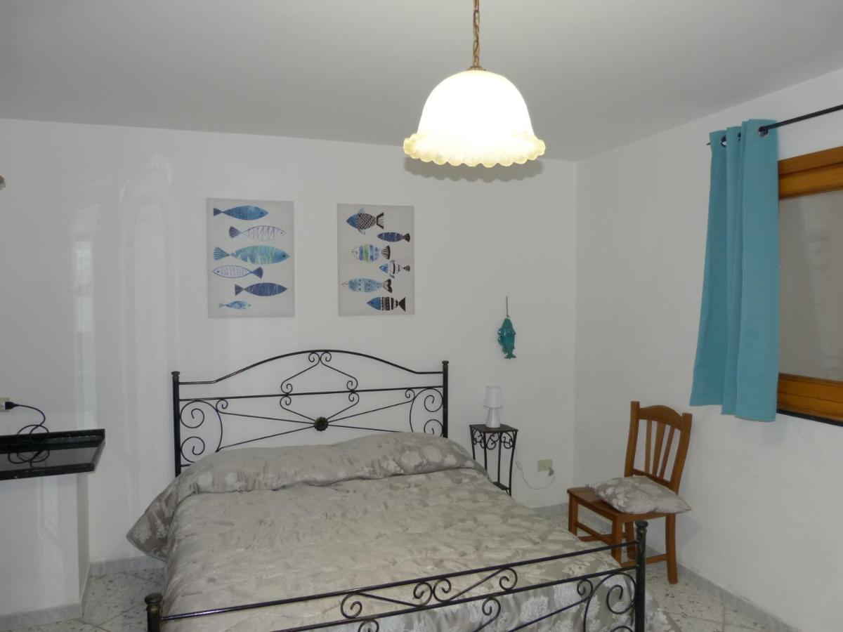 Casa Vacanze Vincenzo E Rosanna Castro  外观 照片